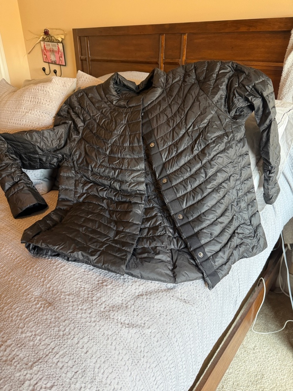Athleta Matte Black Quilted Snap-Front Puffer Jacket